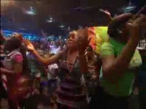 num esp 15ago13 cf13 kk angola muita uniao muita bencao