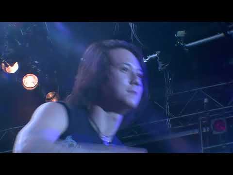 Roadrunner United - Davidian (Live at the Nokia Theatre, New York, NY, 12/15/2005)