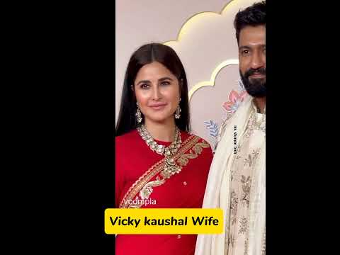 Star Actors Who Married Their Senior Actresses 😲 | Real Love Stories