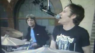 Sweet Peach Georgia Wine (Live) - Levon Helm (SCTV, 1981)
