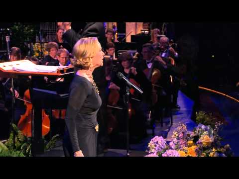 Rebecca Luker sings "All I Ask of You" with the Mormon Tabernacle Choir