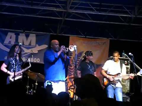 Joey Sommerville's Swag live performance with Marion Meadows and Paul Taylor
