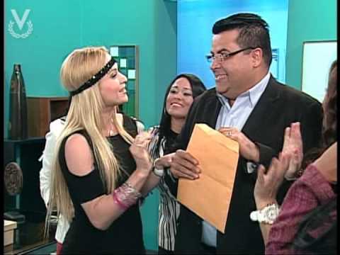 A Que Te Ríes - Mamando Y Loco con Juan Carlos Barry y Karina Jaimes