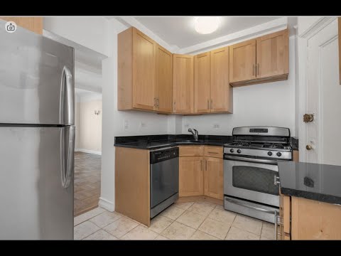 207 W 106 #5A | 2BR & 1.5 Bathroom