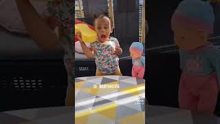 Bébé Music Video