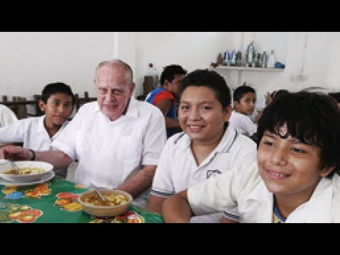 ¡Dios lo bendiga, Padre! (En Mérida, Yucatán, México)