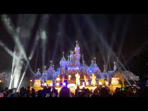 LIVE! Disneyland 2022 New Year’s Eve Fireworks 11:59 p.m. Dec. 31, 2021