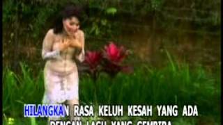 Download lagu Hello Dangdut   Rita Sugiarto mp3