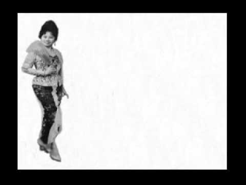 Nona Asiah ... Jikalau Abang Merindu (Lirik).