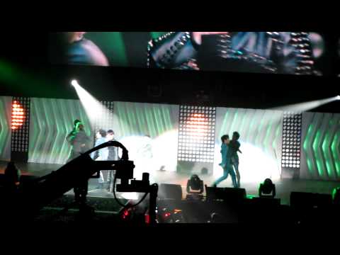 [HD fancam] TVXQ Maximum SMTOWN LA 2012 Anaheim, CA 120520