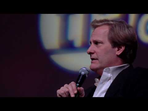 Jeff Daniels talks about Good Night and Good Luck with George Clooney