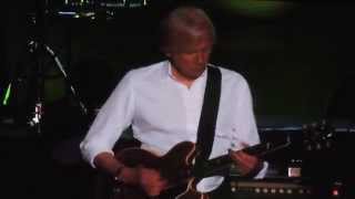 Moody Blues 2015 - I&#39;m Just A Singer (In A Rock And Roll Band) Live