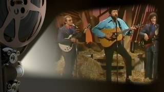 Sonny James - When The Snow Is On The Roses - Live