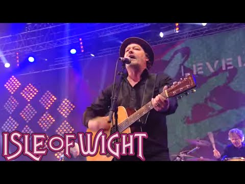 Levellers - Carry Me | Isle Of Wight 2013 | Festivo