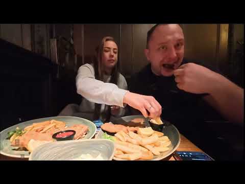 Daniel Magical i mycha. Kolejny raz pokaz kultury w restauracji. Pieniążki się kończą.