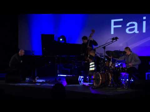 Marcin Wasilewski Trio - Song For Świrek (from "Faithful")