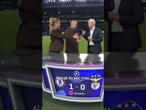 Jose Mourinho accidentally ignoring Laura Woods handshake 😅