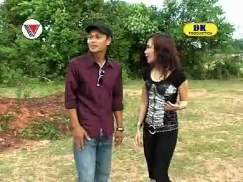 DK sukaramai Juara & lagu =Adik wani & Diey buana Asal demo tahu