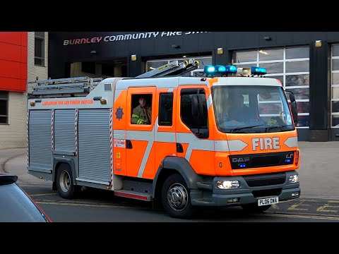 Burnley Reserve Orange Fire Engine Turnout - Lancashire Fire & Rescue Service