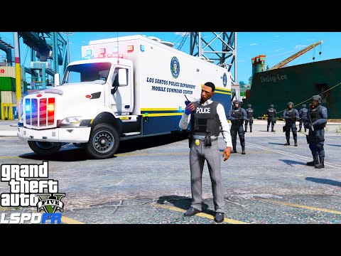 Mobile Command Center Responding To Hostage Situation In GTA 5 LSPDFR Police Mod