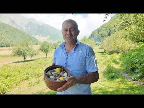 Clay Pot Beef Stew | Tomato, Onion & Garlic Flavor