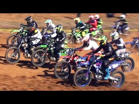 Gate cheio e boas disputas no Campeonato Catarinense de Motocross em Indaial SC
