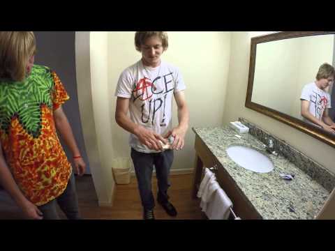 Worst Hotel Ever - Red Roof Inn - Knoxville Tennessee