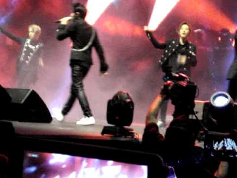 Teen Top - World Tour High Kick In Peru - [140820] ~