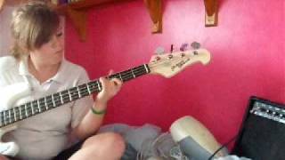 Kaiser Chiefs - Time Honoured Tradition (bass cover)