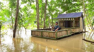 Download lagu 2 hari berpetualang di rumah rakit makan ikan segar saat hujan deras mp3