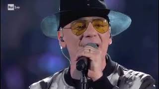 J-AX - TUTTO TUA MADRE (live)