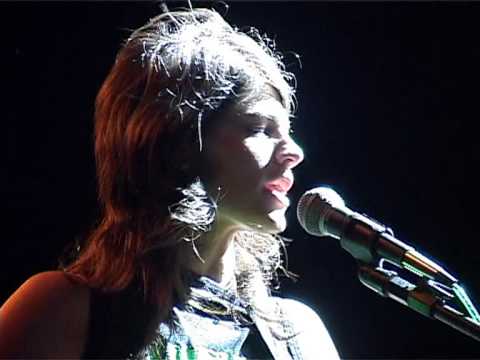 "You Shook Me All Night Long" (AC/DC) - Fanfarrias + Lula Bertoldi