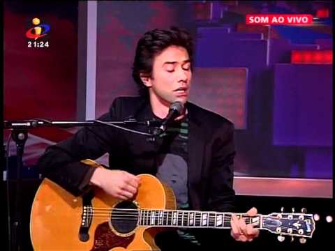 David Fonseca - What life is  for (Jornal das 8 da TVI) 8.4.2012