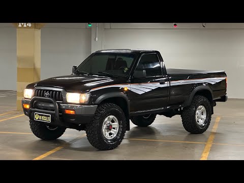 TOYOTA HILUX 2004 DX 3.0 4X4 IMPECCABLE