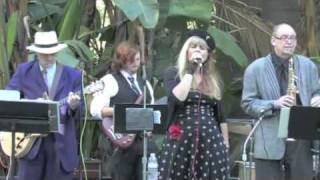 Ask a Woman Who Knows - Donna Greene & The Roadhouse Daddies