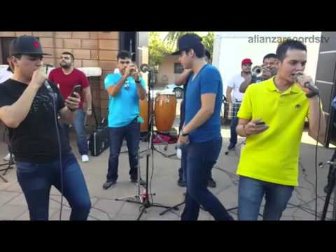La Décima Banda - El Chapo Barrial (En Vivo) 2016