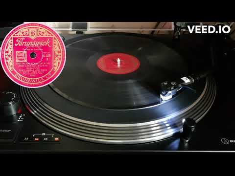 Eddy-Reilly & Their 'Onyx' Club Boys - The Music Goes Round And Round.