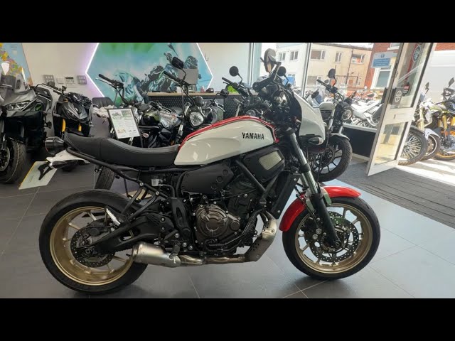XSR 700