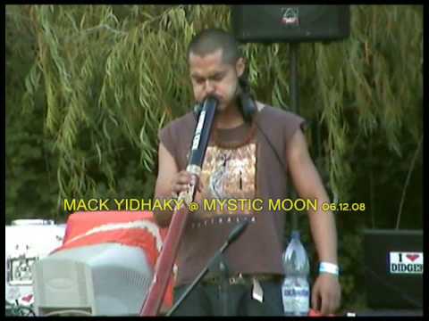 Didgeridoo: Mack Yidhaky Mystic Moon