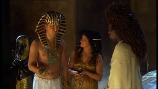 Horrible Histories        Awful Egyptians  Selling pyramid real estate    Meet the Egyptian gods