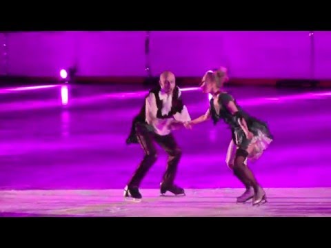 Nelli Zhiganshina & Alexander Gazsi - Zombie Villars on Ice 2015