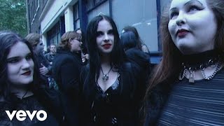 Download lagu Cradle Of Filth - Fans Outside The London Astoria '98 mp3