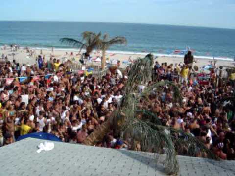 Neptune Beach Club 4th of July (2004) by Al Z