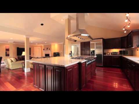 10 Macomber Lane, Framingham, Massachusetts