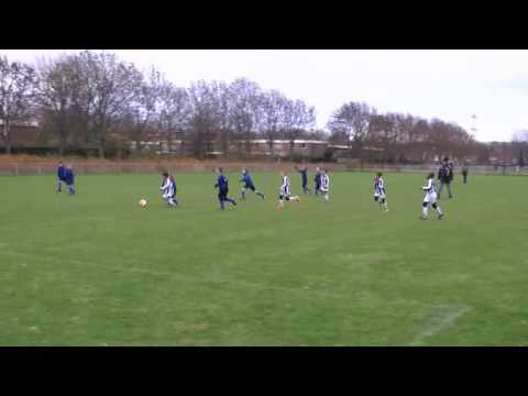 Forza Almere F8 - Batavia '90 F3 (03-12-2011)