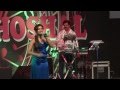 Shreya Ghoshal singing Jhalla Wallah in Kolkata ...