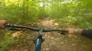 A video showing what to expect on this trail ! My first ride in MO