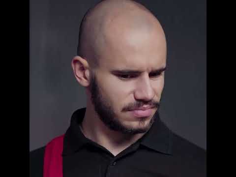 Challenging marLED® X - Hitting the marLED® X with a sledgehammer