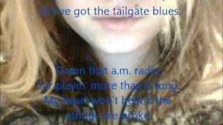 Luke Bryan - Tailgate Blues lyrics
