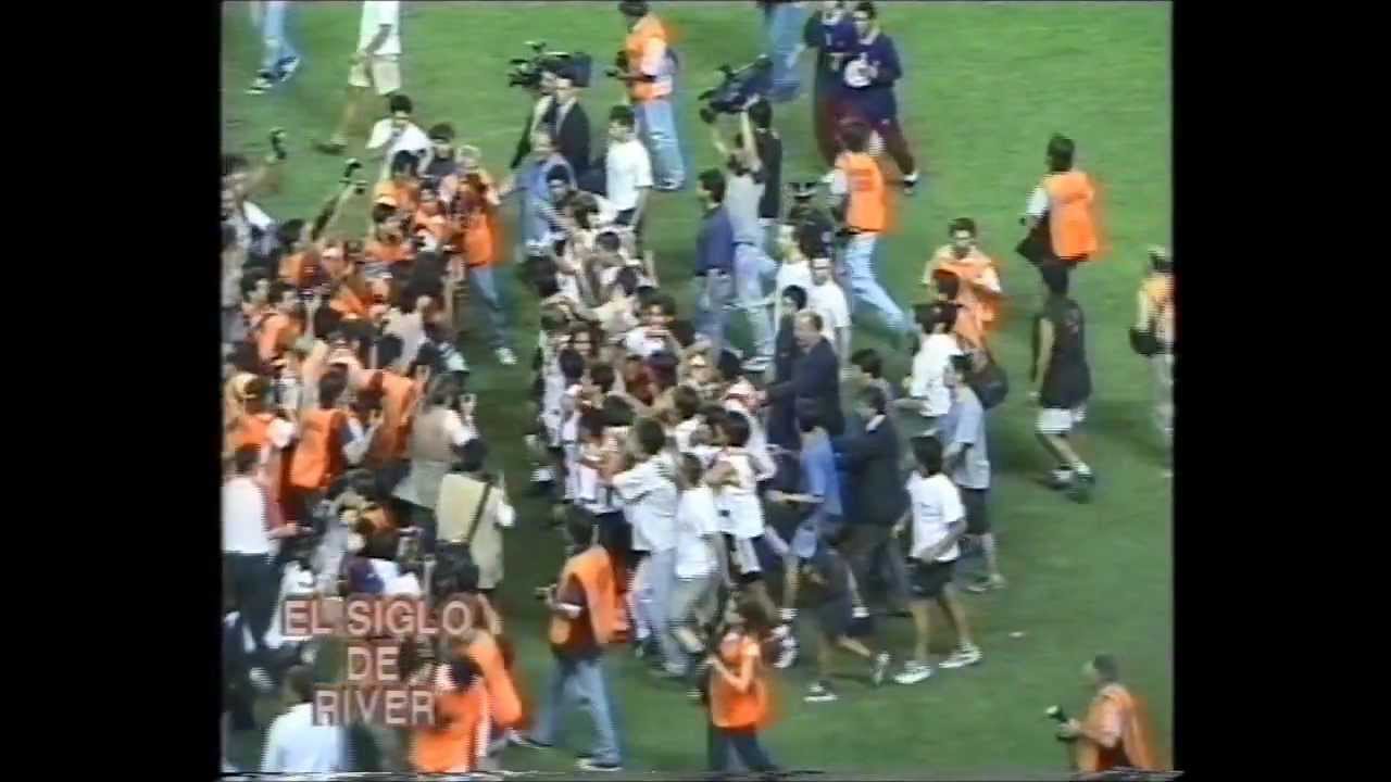 San Lorenzo 2 River 2. Campeon Apertura 99